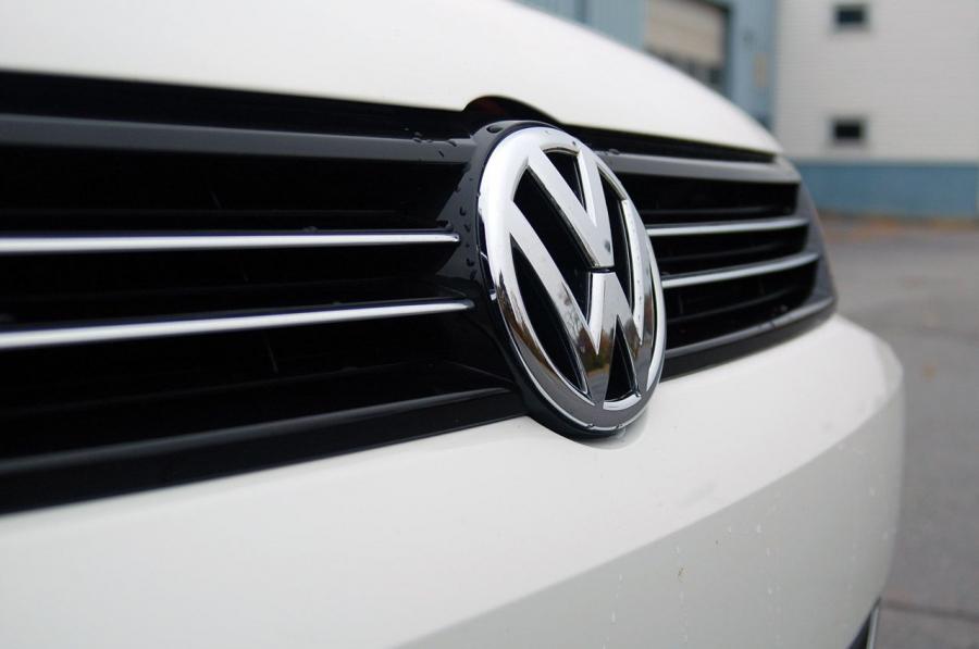  Volkswagen Jetta 2011 года  (фото 25 из 139)
